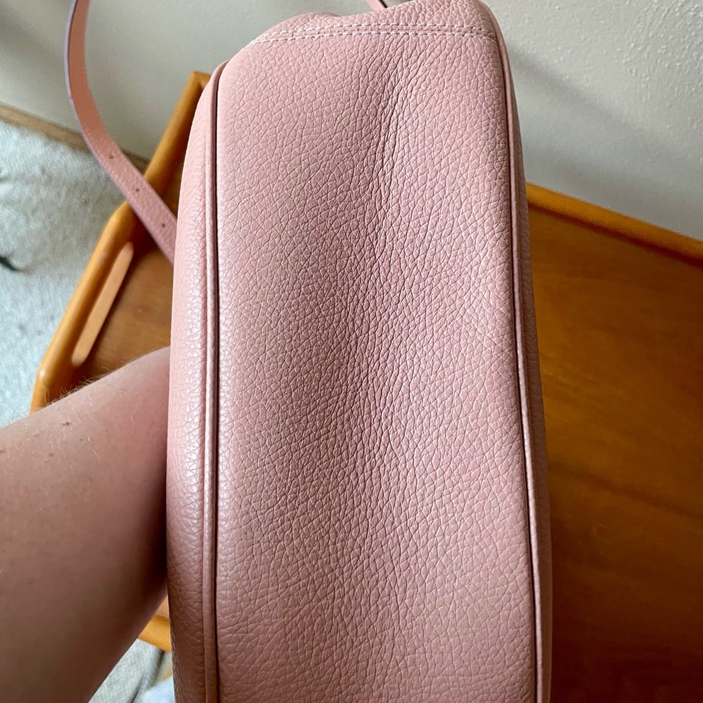 Coach Mara Hobo Shoulder Bag in Shell Pink. Pre-Owned - Picture 3 of 5